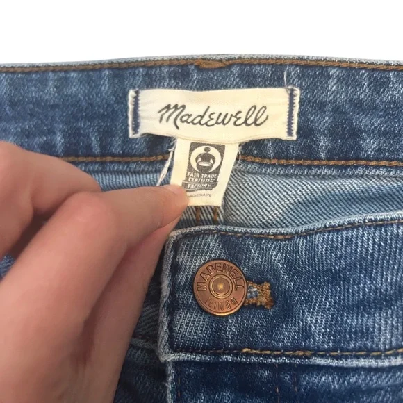 Madewell Slim Demi-Boot Jeans in Northaven Wash Raw Hem Size 33 - Picture 5 of 9